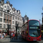 Podľa správy TfL sa počas rannej špičky pohybujú autobusy v Londýne rýchlosťou chôdze